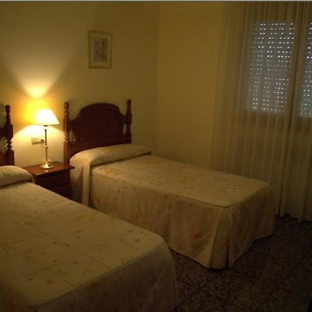 Hostal El Violi Cardona Ngoại thất bức ảnh
