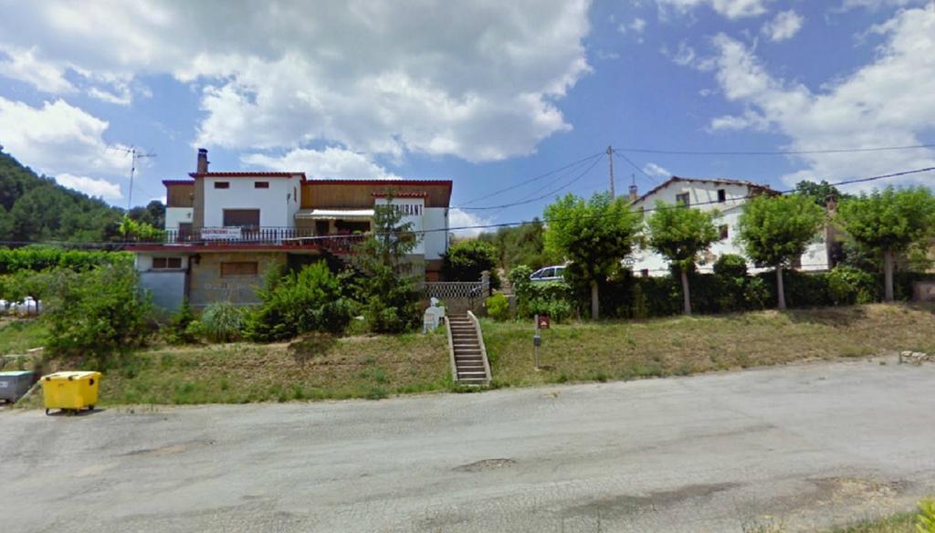 Hostal El Violi Cardona Ngoại thất bức ảnh